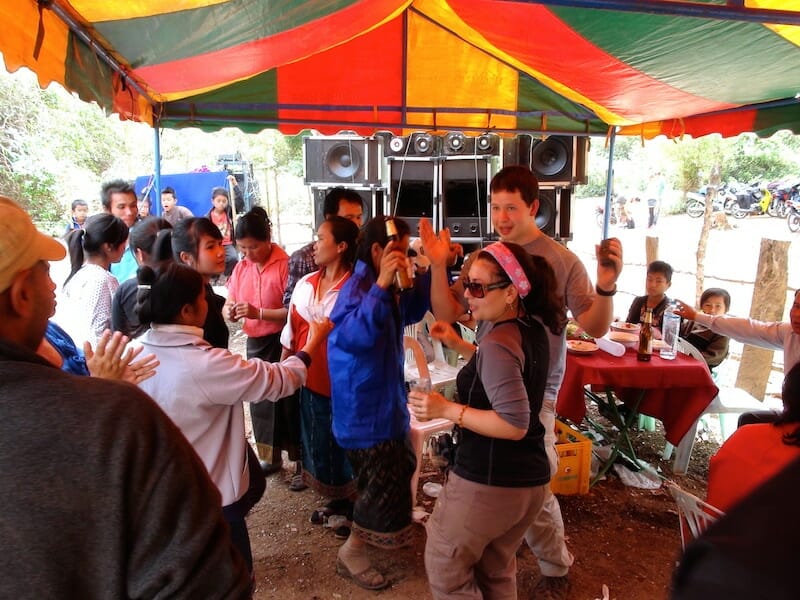 fete village boucle moto thakhek laos
