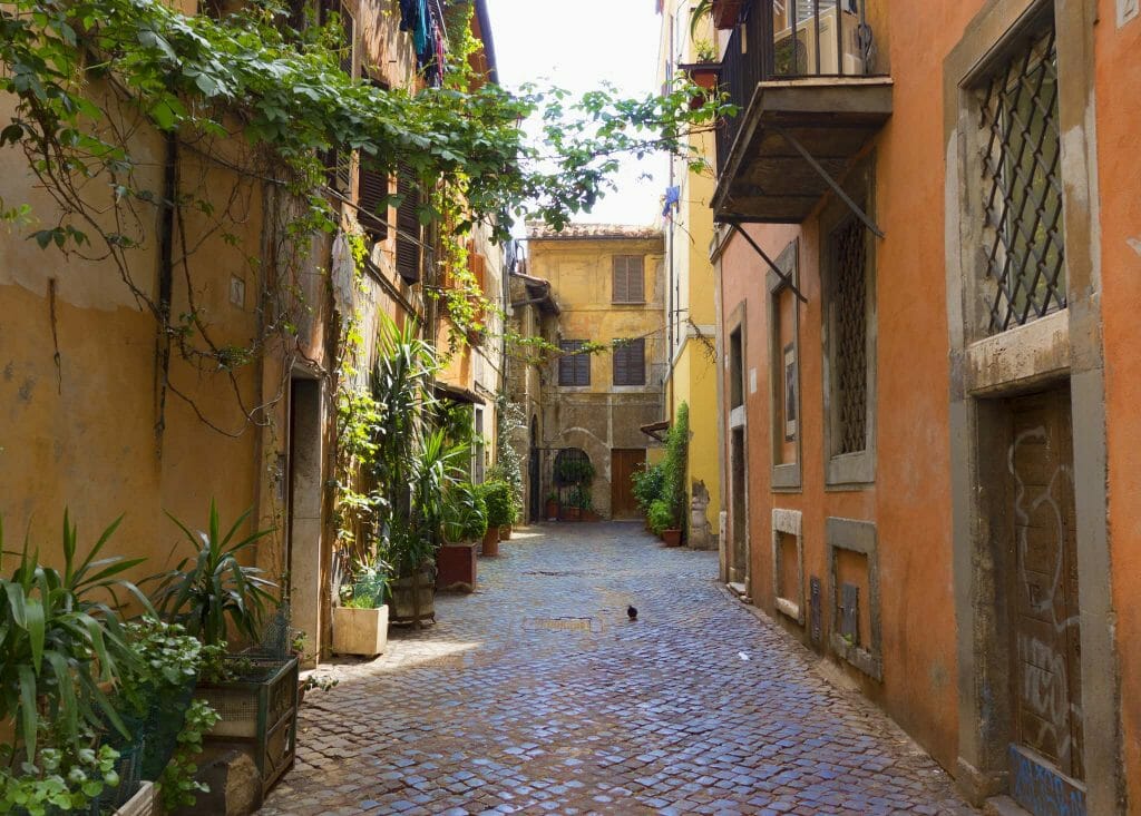 ruelle trastevere rome