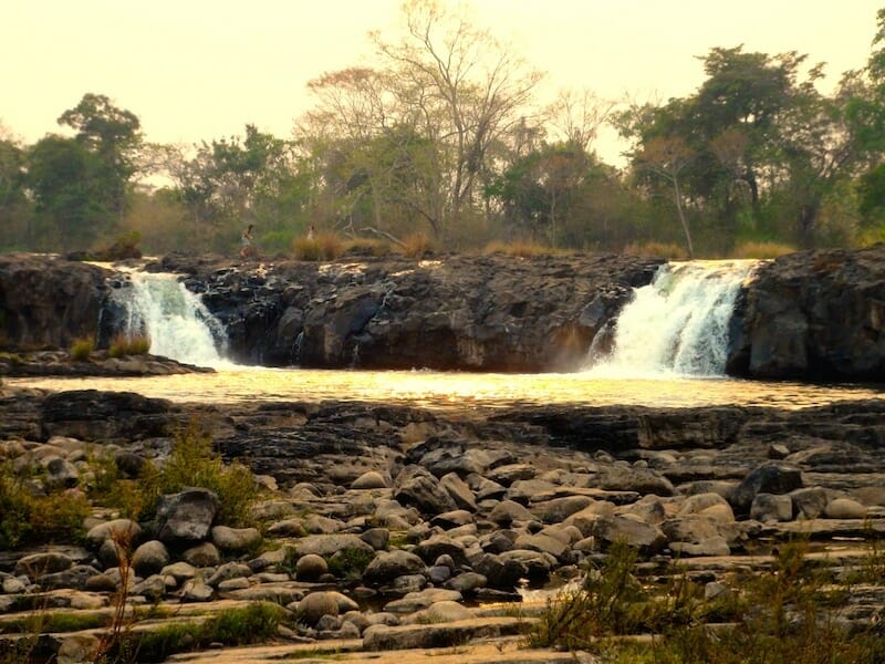 cascade crepuscule laos