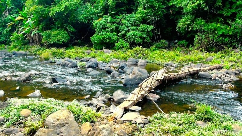 pont region des bolovens