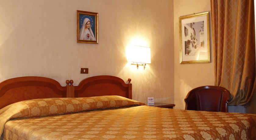 hotel rome pace helvezia