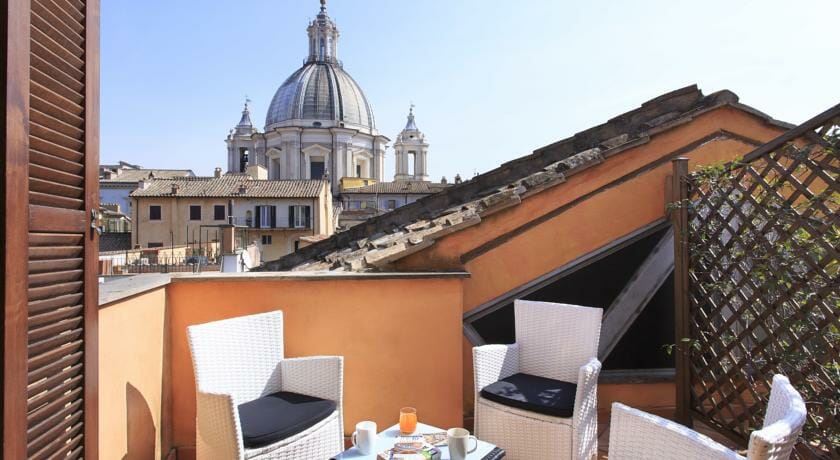 hotel rome teatro pace